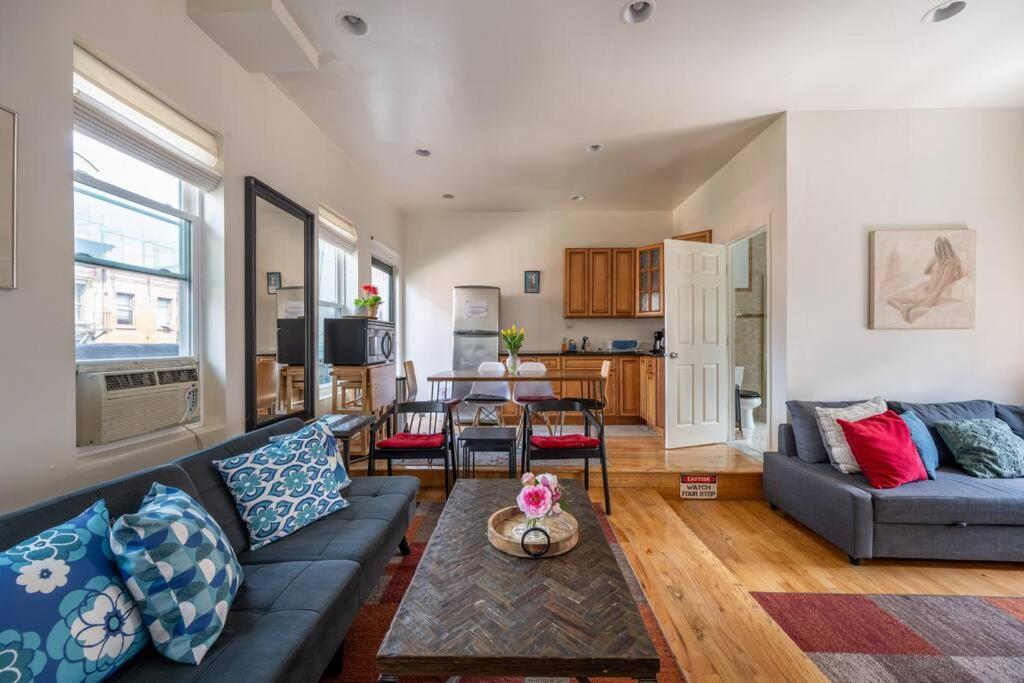 East Village Townhouse Нью-Йорк Екстер'єр фото