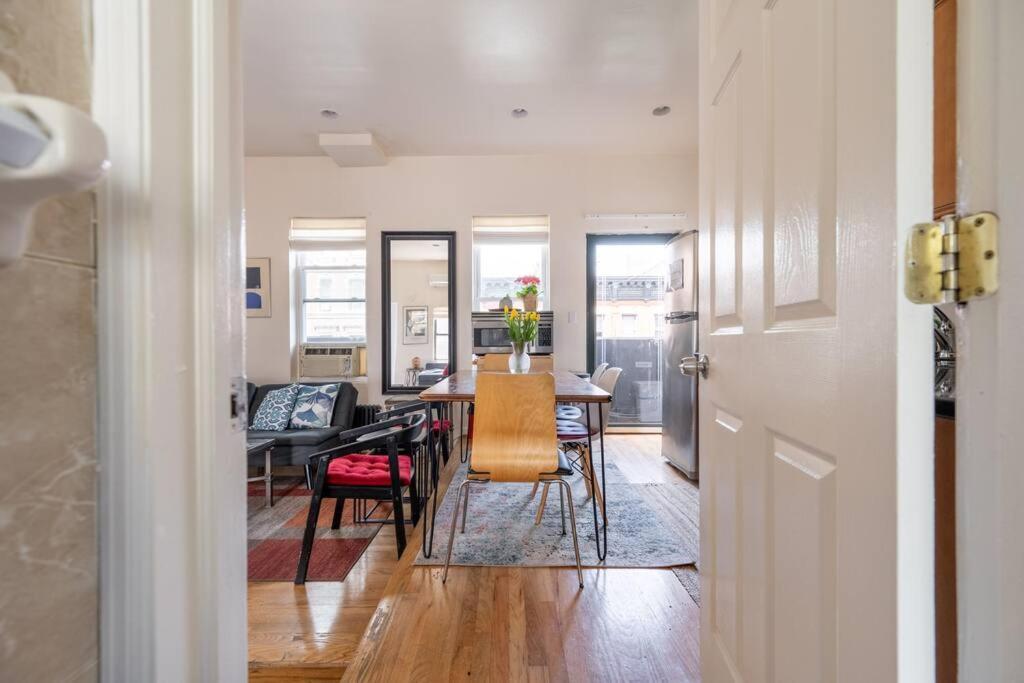 East Village Townhouse Нью-Йорк Екстер'єр фото