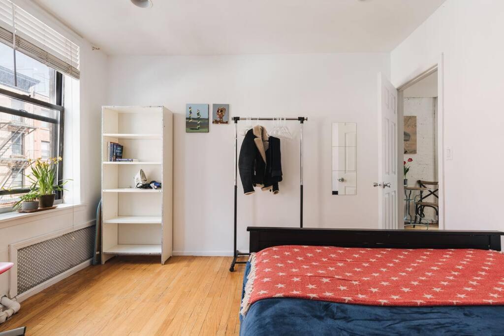 East Village Townhouse Нью-Йорк Екстер'єр фото