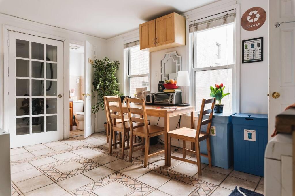 East Village Townhouse Нью-Йорк Екстер'єр фото